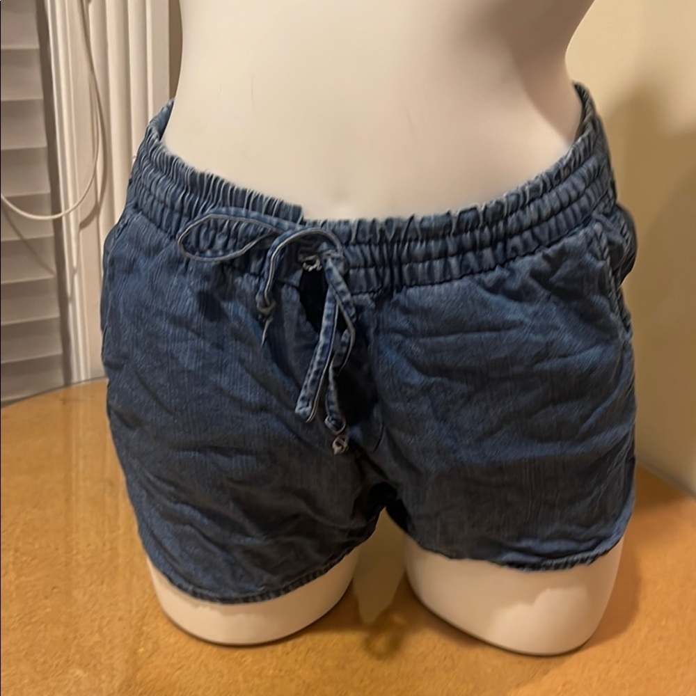 Gap Women’s Blue Denim Drawstring Shorts Size 8 - Picture 14 of 16